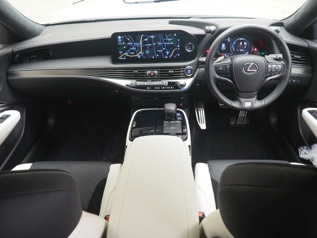 レクサス LS500h Fスポーツ