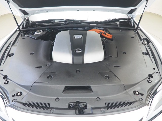 レクサス LS500h Fスポーツ