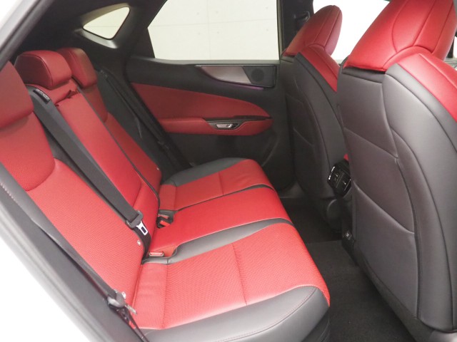 レクサス NX350h Fスポーツ