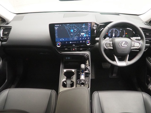 レクサス NX350h ヒョウジュン