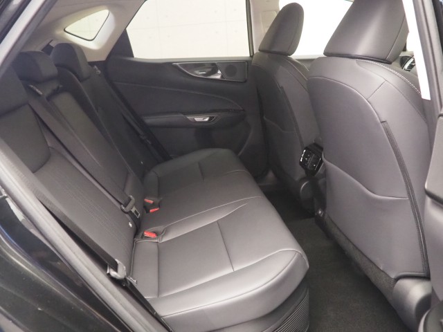レクサス NX350h ヒョウジュン