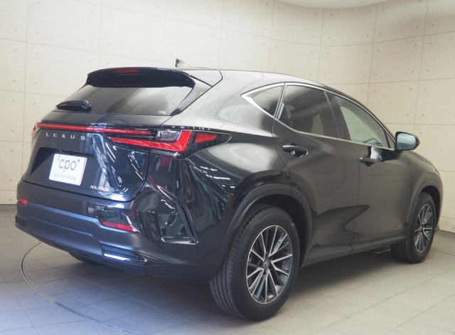 レクサス NX350h ヒョウジュン